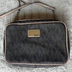 Michael Kors logo Crossbody Bag